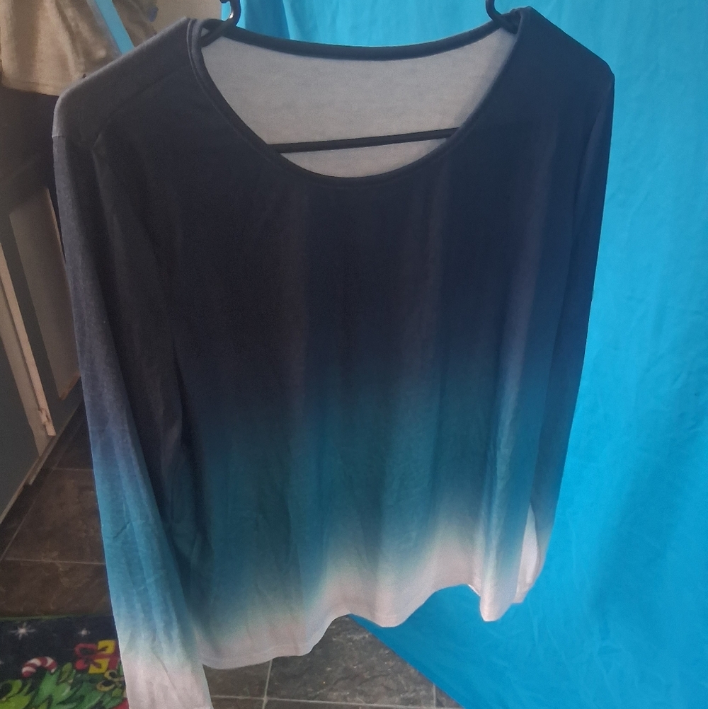 Grey,green and White Long Sleeved Shirt